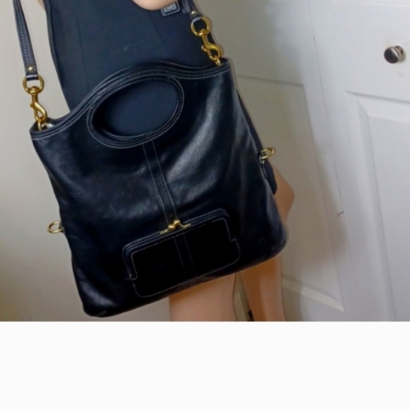 ONLY 2 LEFT COME SEE @lorac2015, COACH CONVERTIBLE ERGO'S THEY DO NOT DISSAPOINT - Picture 4 of 8